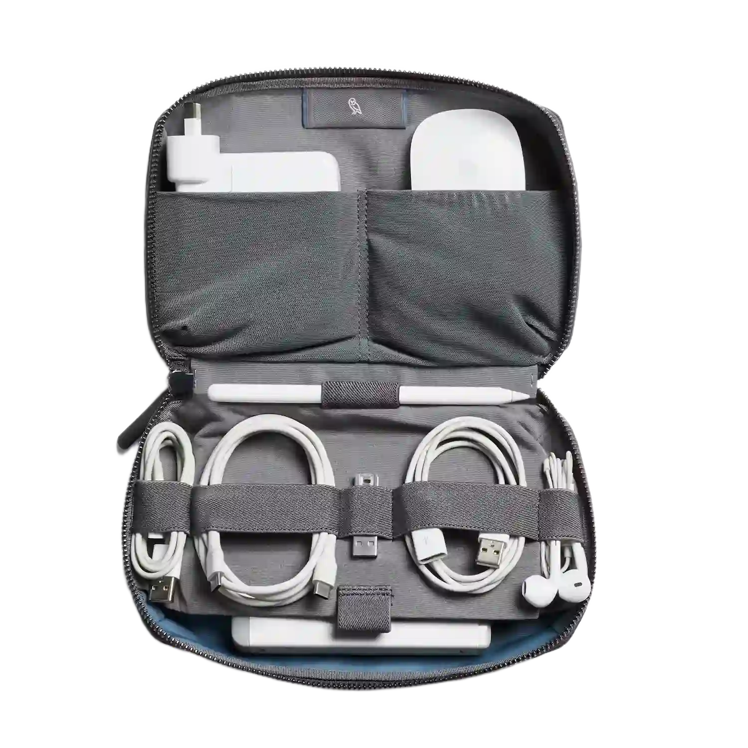 Bellroy sort techkit med indhold