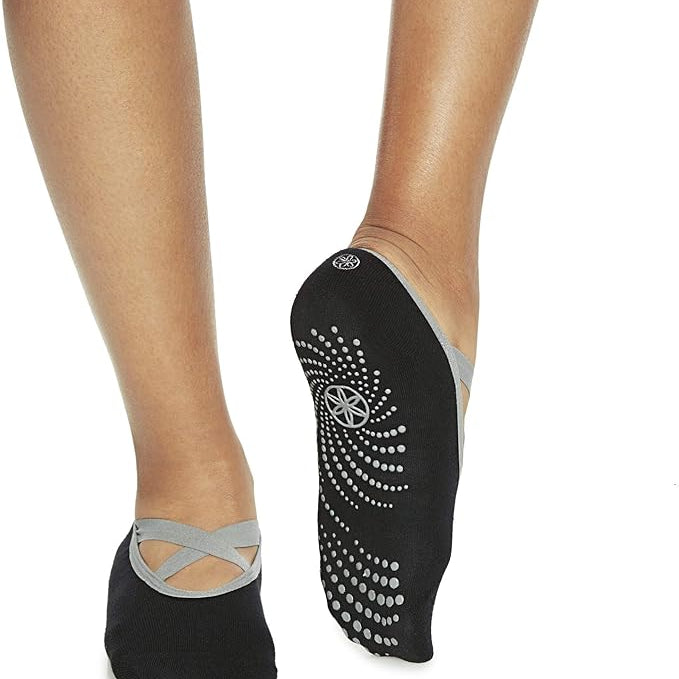 Gaiam Barre Yoga one-size grippy socks