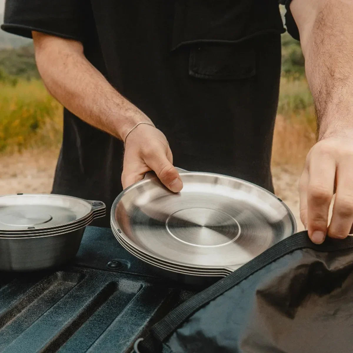 Magware skåle og tallerkner, set af 4 skåle og tallerkner