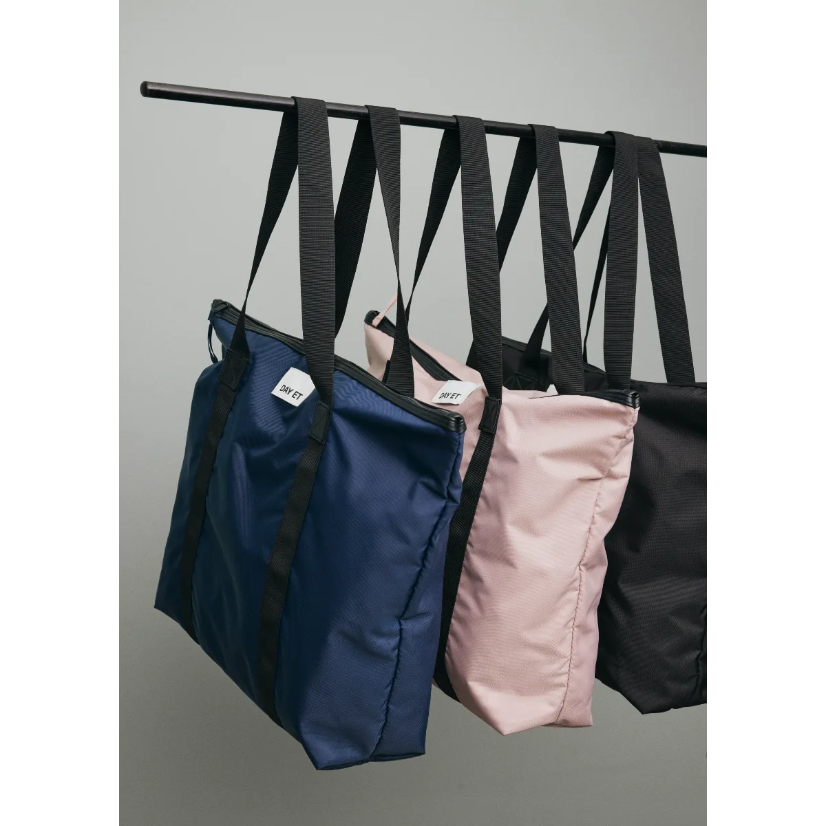 Day shopper M i flere frver