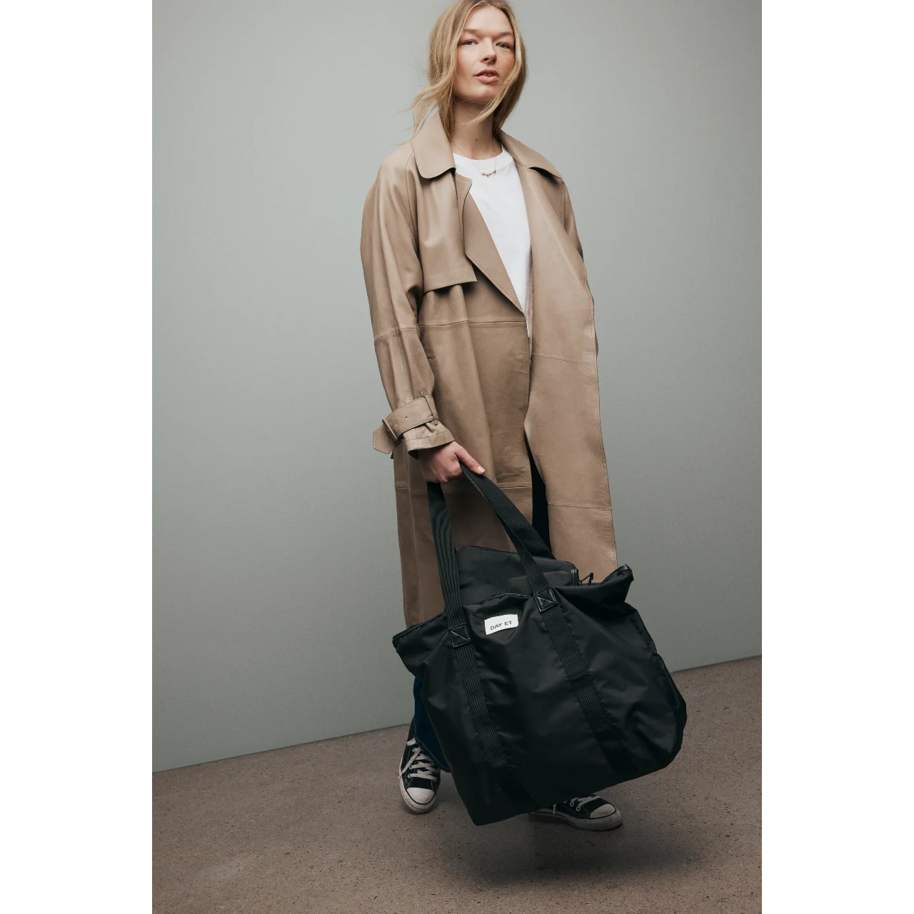 Model med Day sort Gweneth Re-s bag