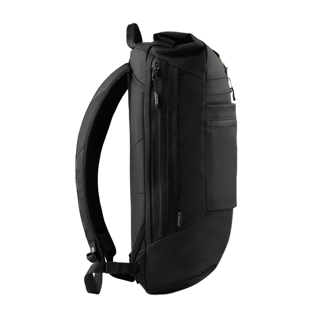 Heimplanet Carry Essentials Sort Rygsæk, fra siden