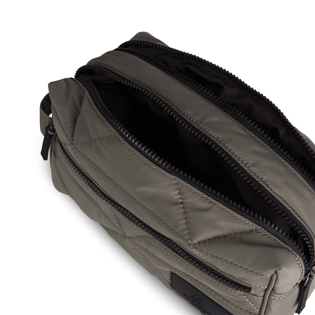 MARKBERG Josefine toilettaske DIAMOND puffer, walnut, fra oven