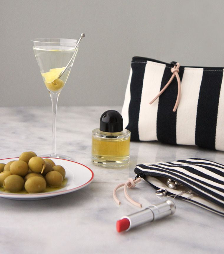 Ulrika Gyllstad Toilettaske sort-hvid og makeup pung med sort-hvide striber