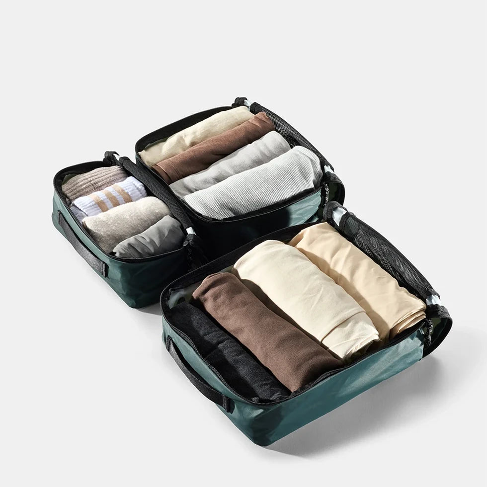 Matador packing cubes, sæt med 3 styk i farven juniper/grøn, åbne
