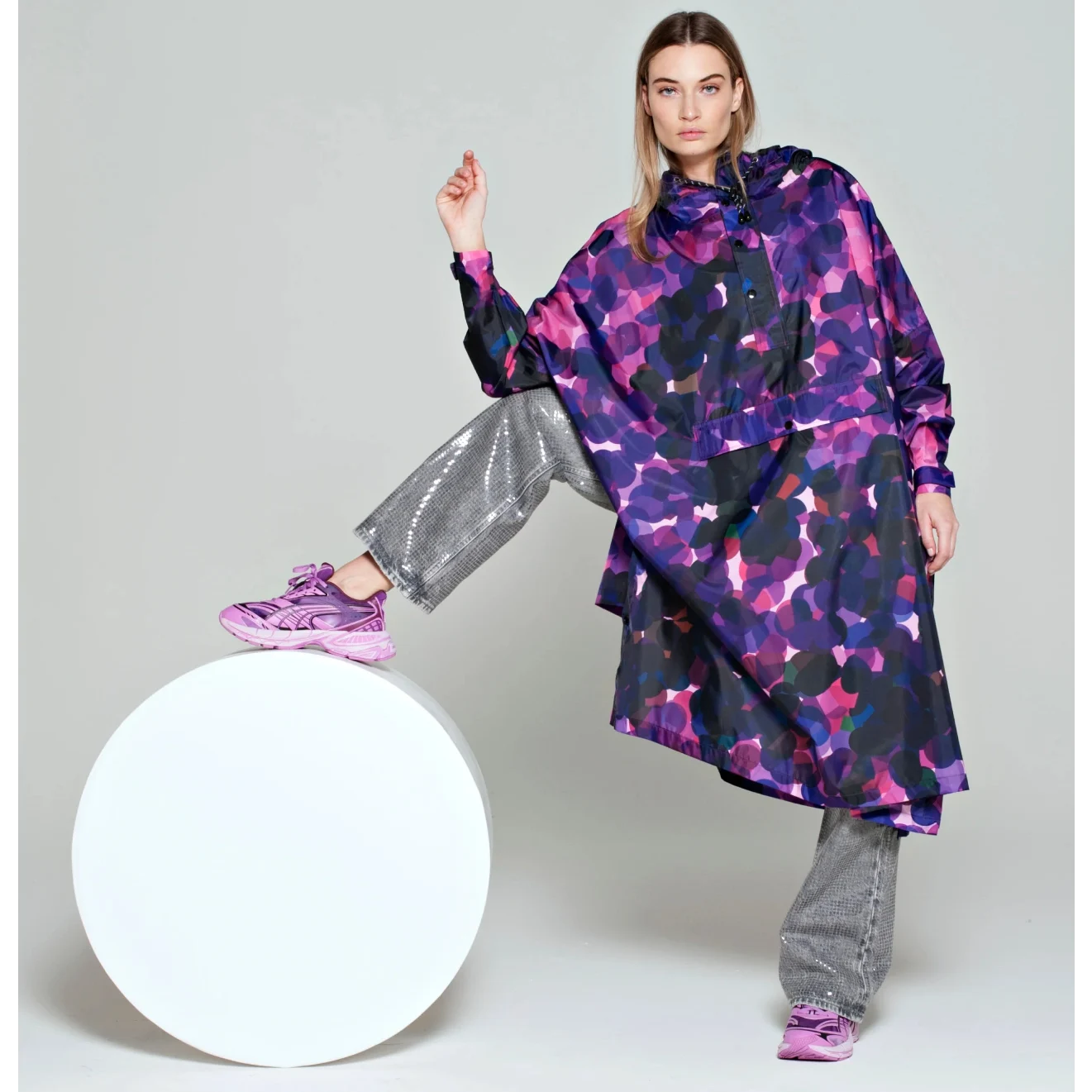 rainkiss regnponcho, city lights