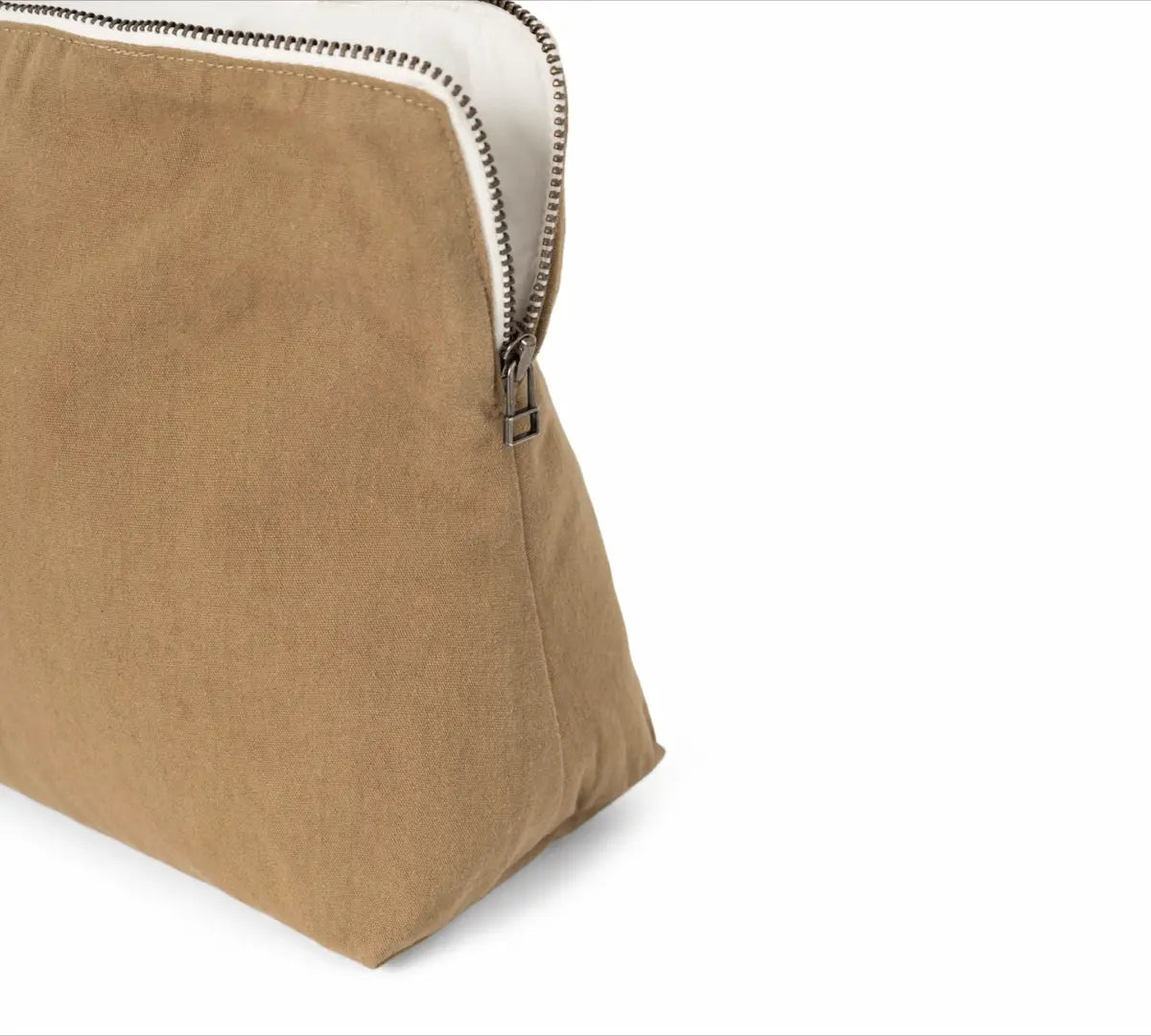 Camel farvet toilettaske studio feder fra siden