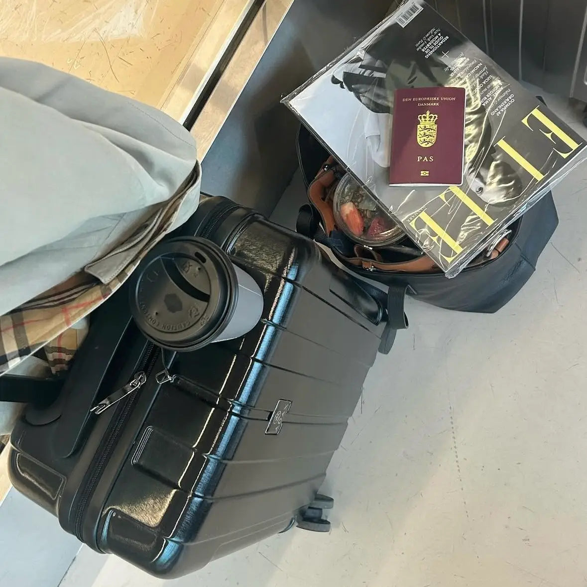 adax sort kuffert i miljø
