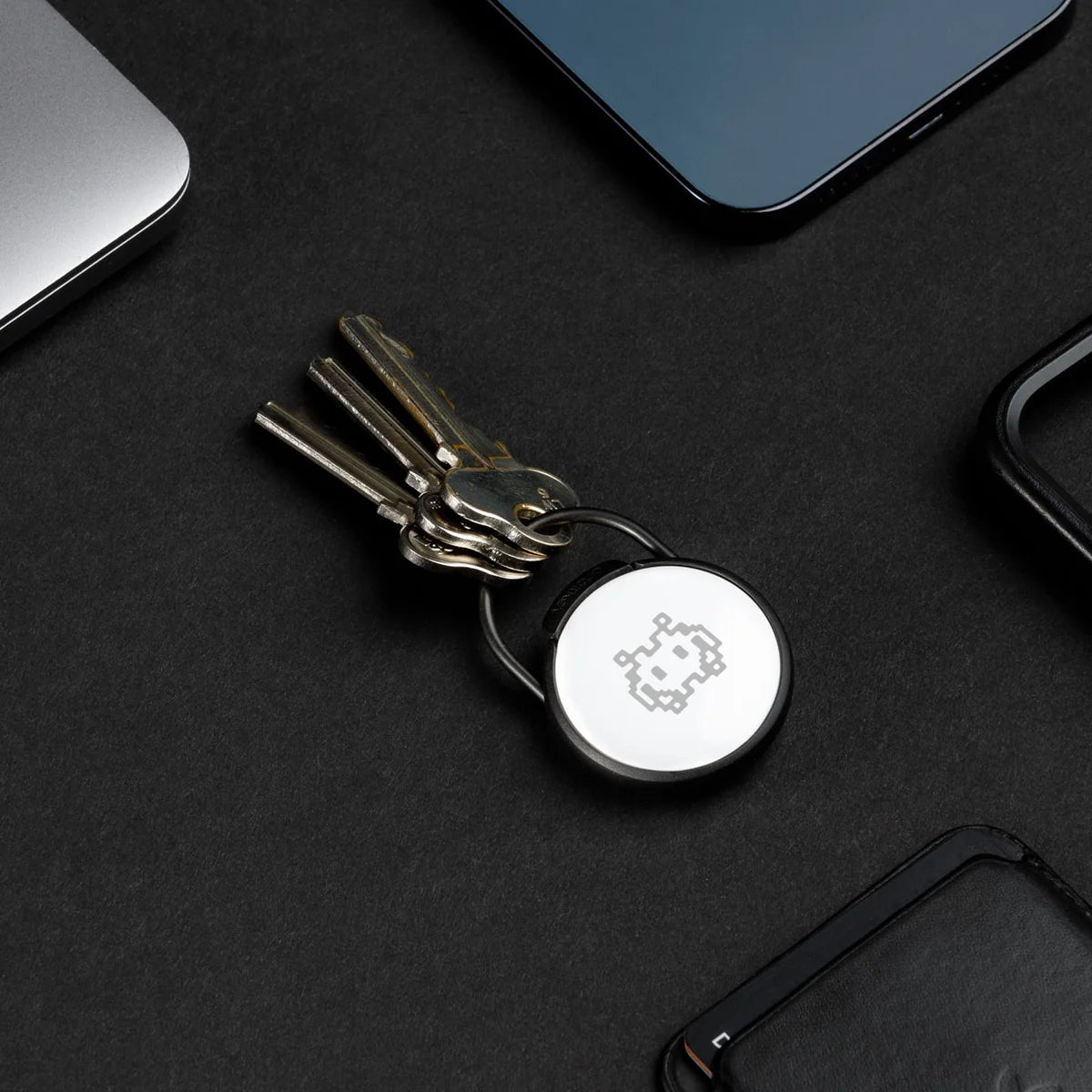 Orbitkey slimcase for airtag lifestyle