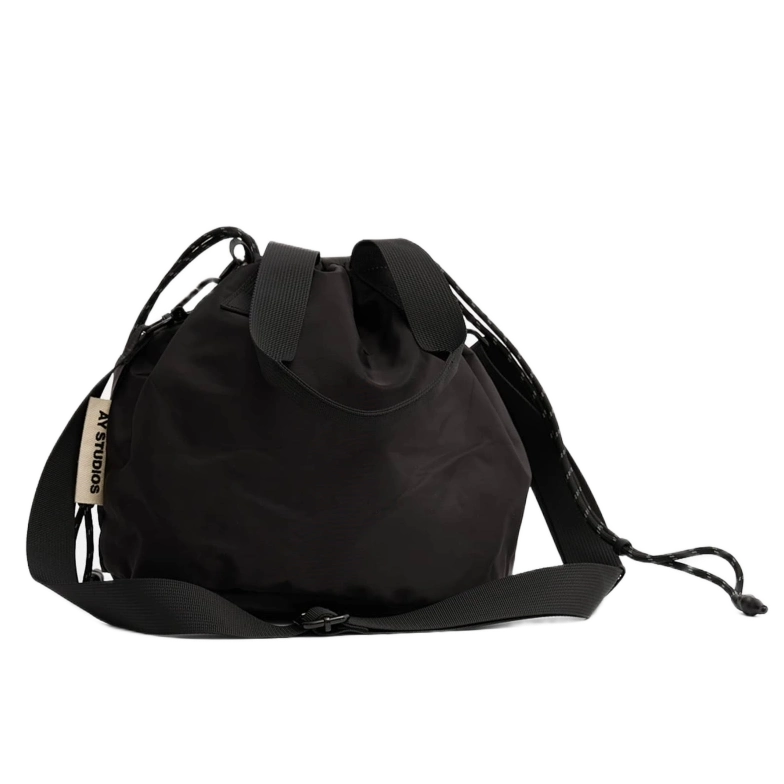 Ay Studios håndtaske Sort