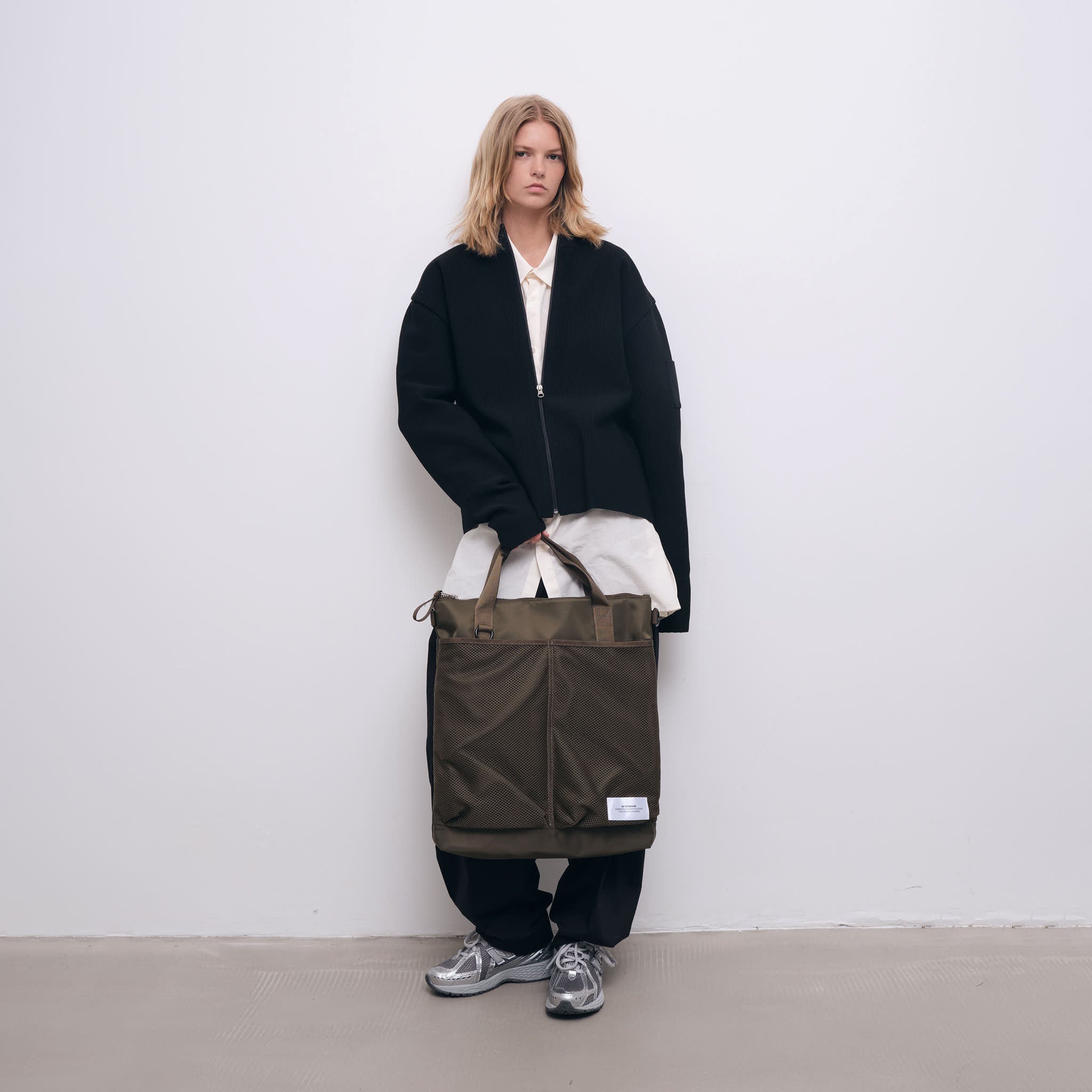 model med Ay studios Tote Army Green'