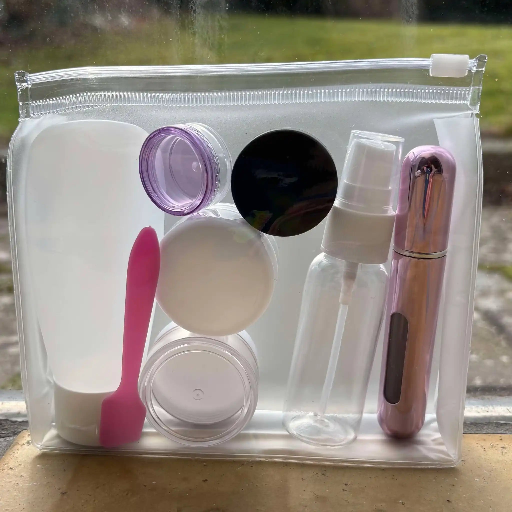 thetraveller beauty rejsekit