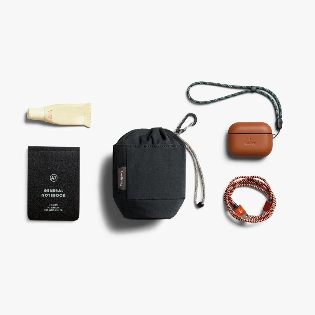 Bellroy Sort Cinch Pouch, flatlay