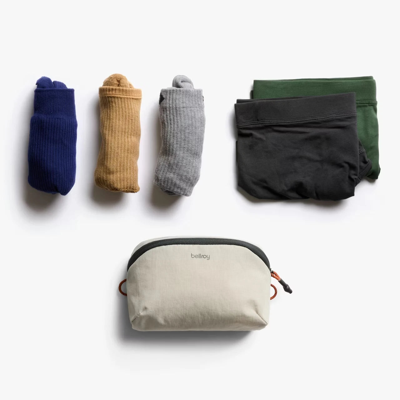 Bellroy Lite Packing Pouch Ash og muligt indhold