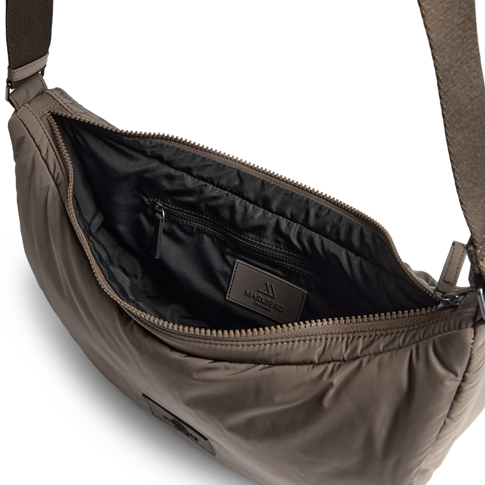 Markberg Cloud MBG Sling Bag - Major Brown, åben