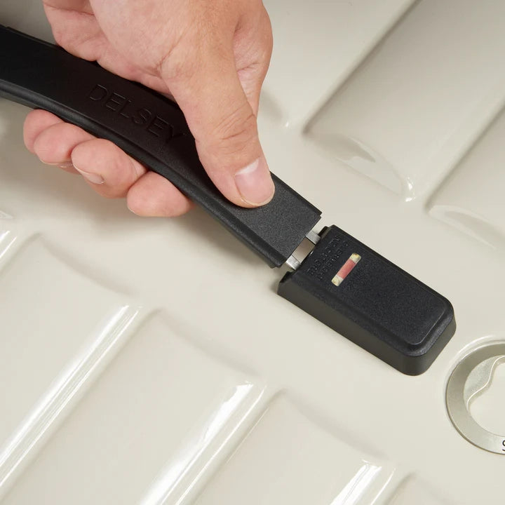 Delsey Shadow 5.0 L Trunk 74 cm - Ivory