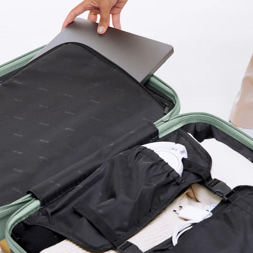 gotbag kabinekuffert grøn, åben