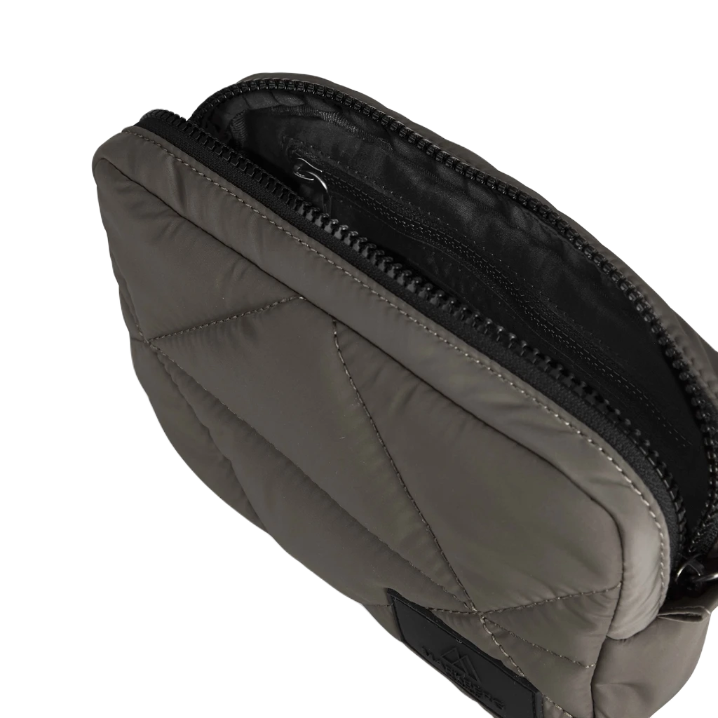 maisie makeuppung fra markberg åben