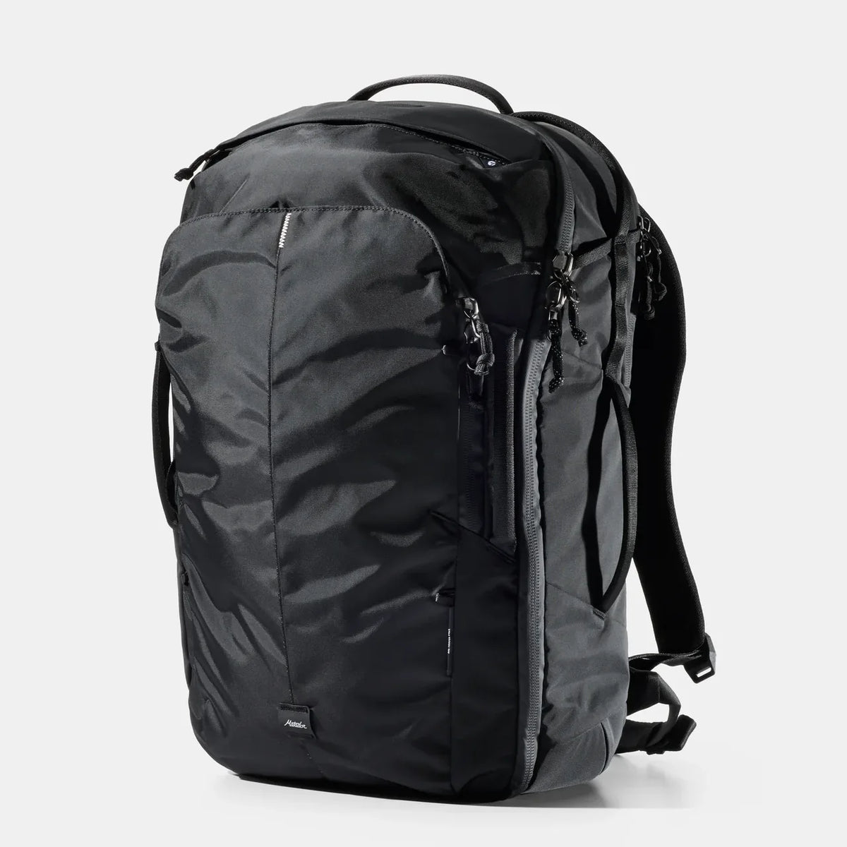 Matador 30 liter carry-on travel pack sort, forfra