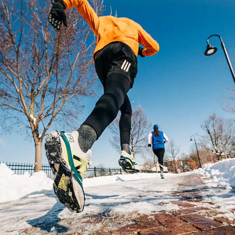 løb med kahtohlaa nano spikes isbrodder