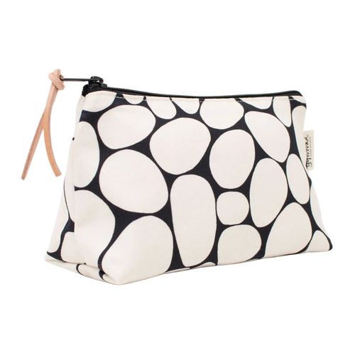 Ulrika Gyllstad Toilettaske M - Stenar Hvid