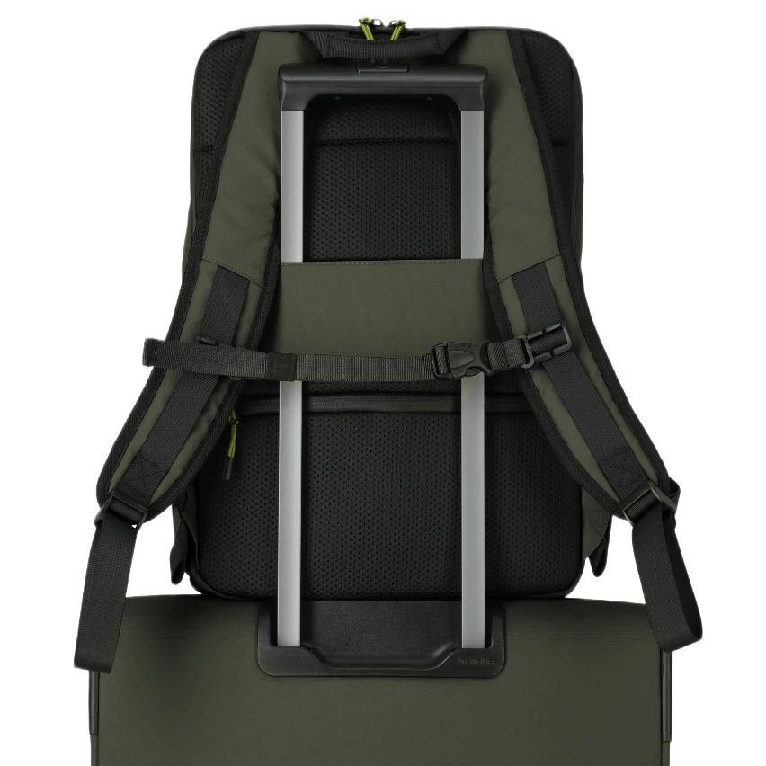travelite Briize rygsæk i khaki farve , med trolleystrap på briize rygsæk