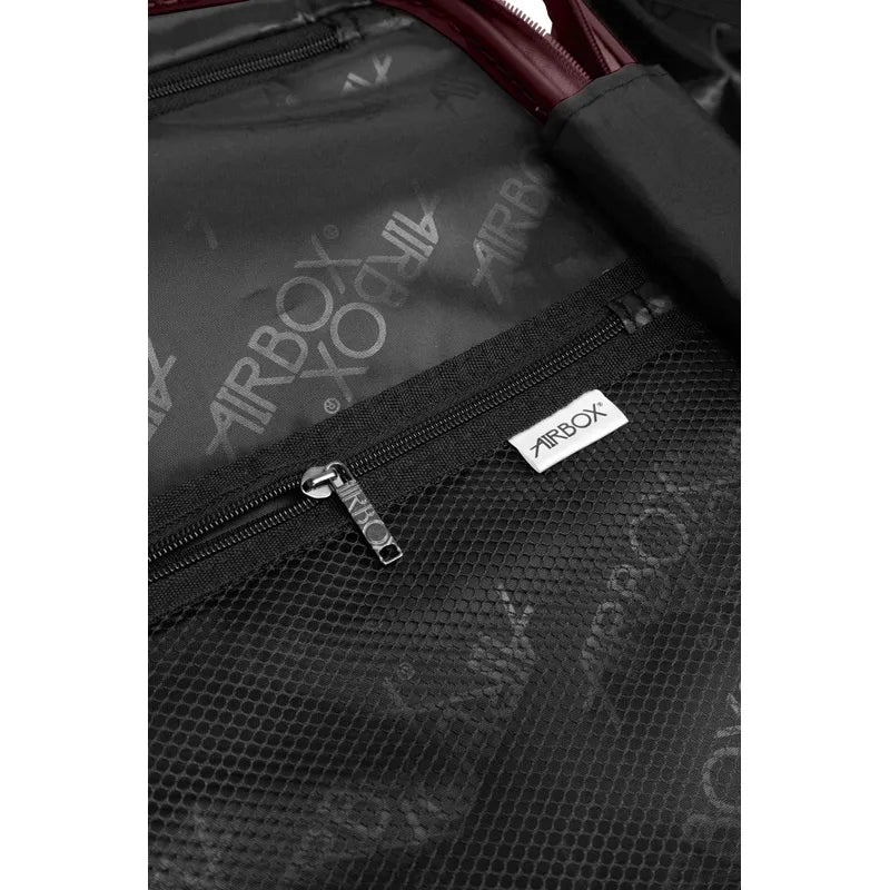 Airbox AZ18 Stor Kuffert, Cranberry Red, detalje