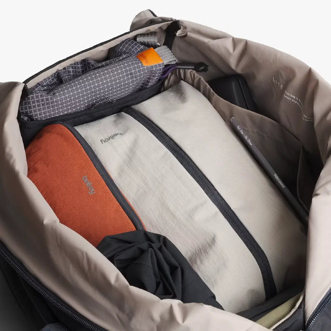 Bellroy Lite Duffel 40 liter, Sort,med pakkeorganisers fra Bellroy