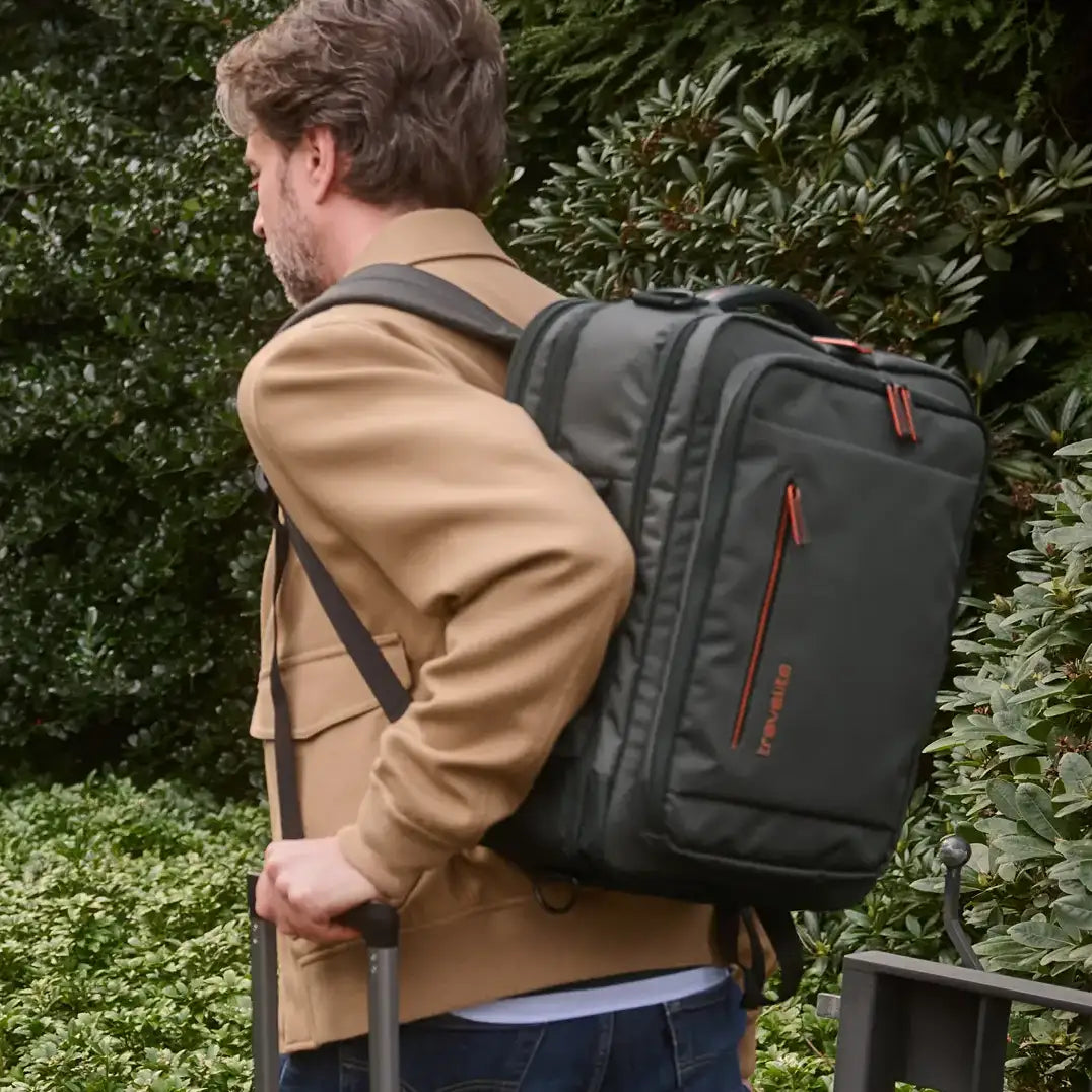 crosslite backpack olivenfarve i brug