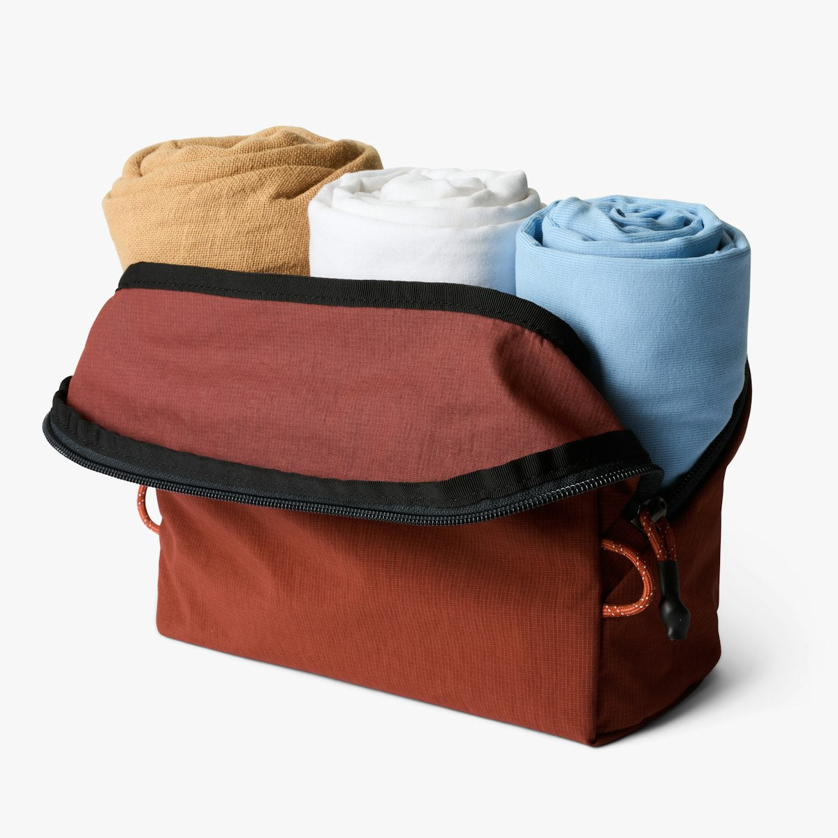 bellroy lite pouch 3 liter clay med indhold