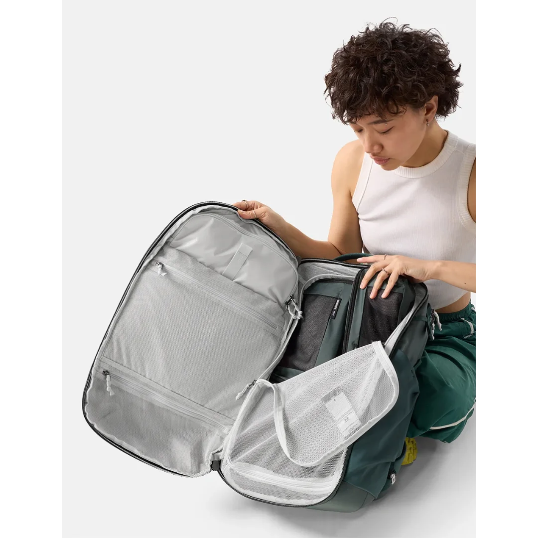 Matador packing cubes, sæt med 3 styk i farven juniper/grøn i rygsæk