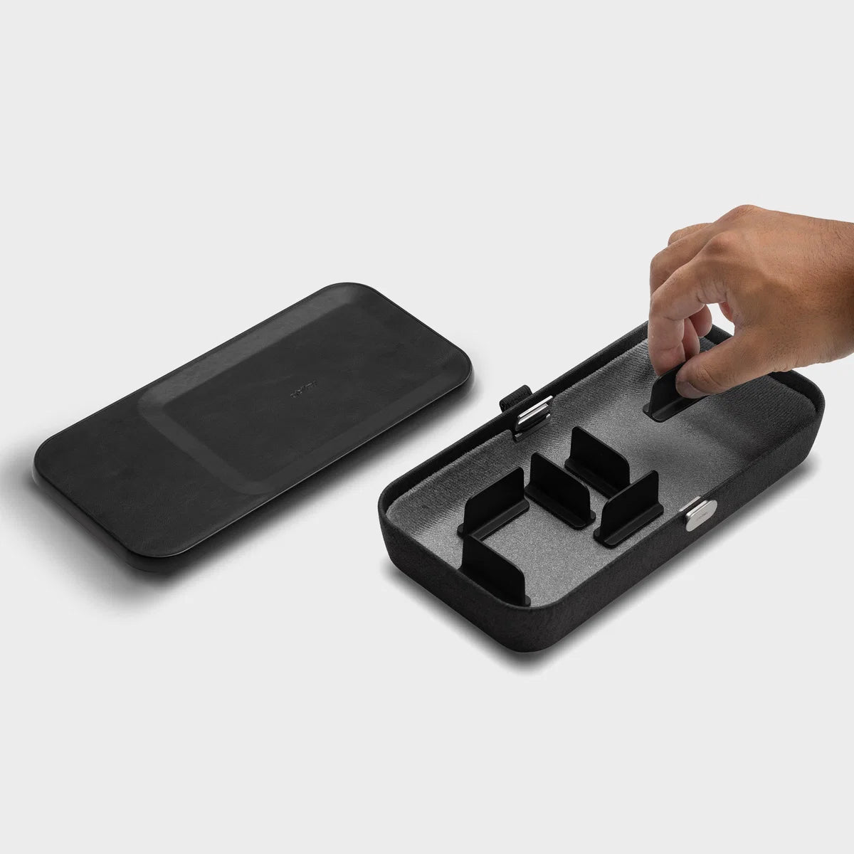 Orbitkey sort nest v2, med rumafdelere