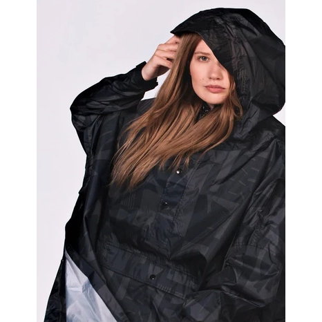Rainkiss Regnponcho - Back to Black Art Camo