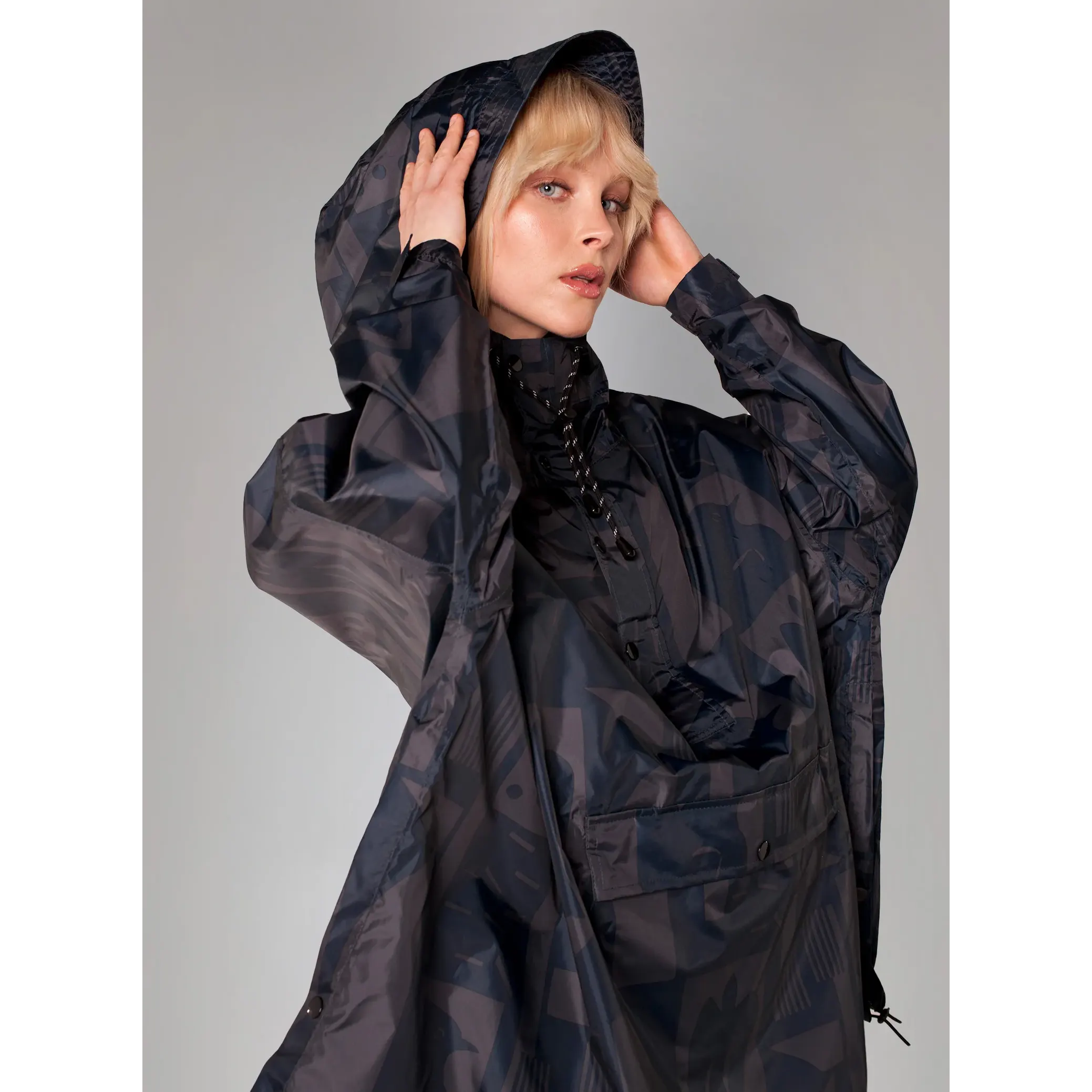 Rainkiss Anorak Back to Black 