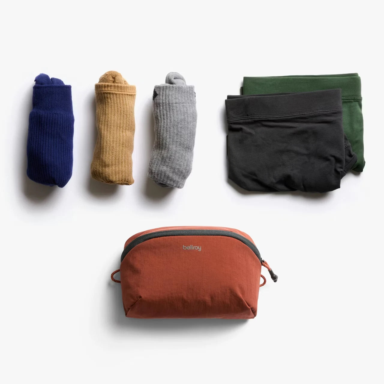 Bellroy Packing Pouch 2 liter Clay, med muligt indhold