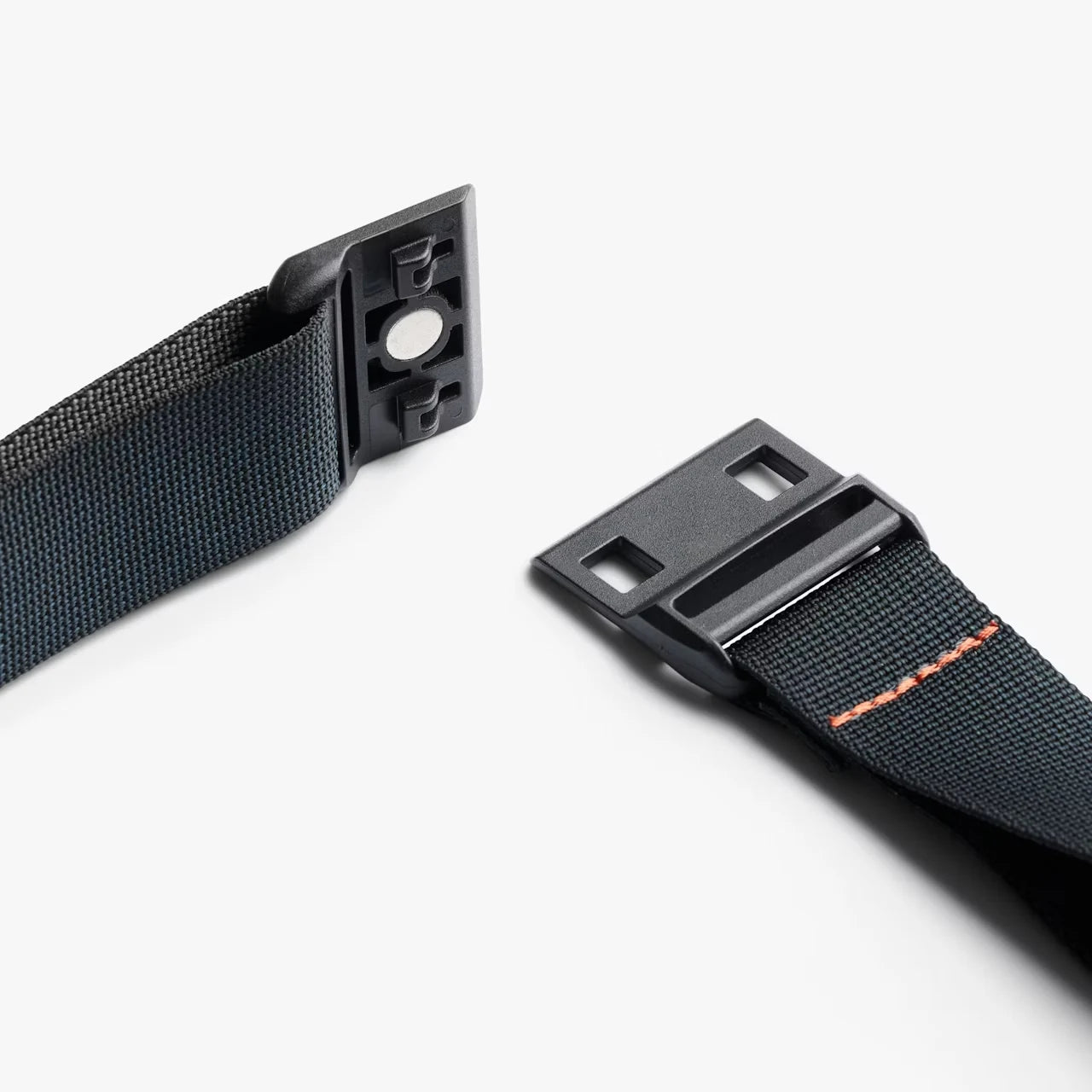 Bellroy  lite sling, magnetisk spænde
