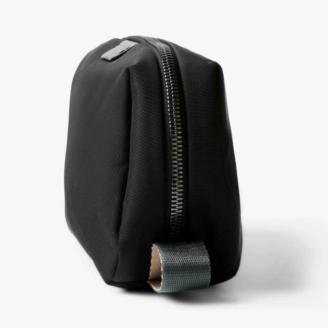 Bellroy toiletry kit, sort