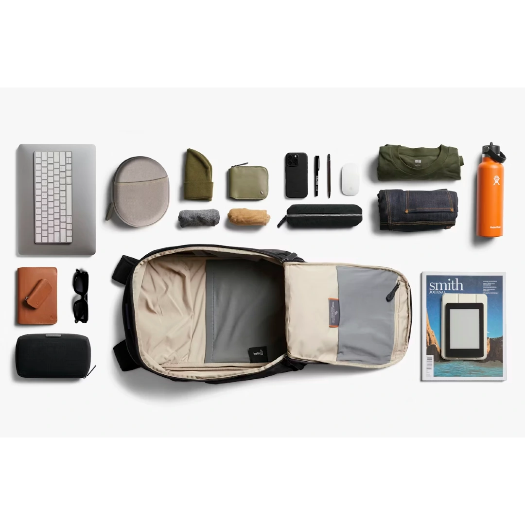bellroy transit workpack 20L, flatlay