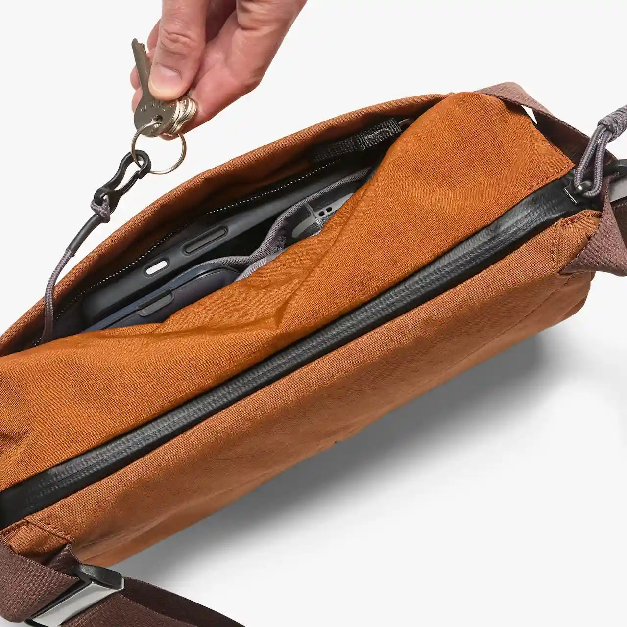 Bellroy Venture sling 6 l Bronze, forlomme