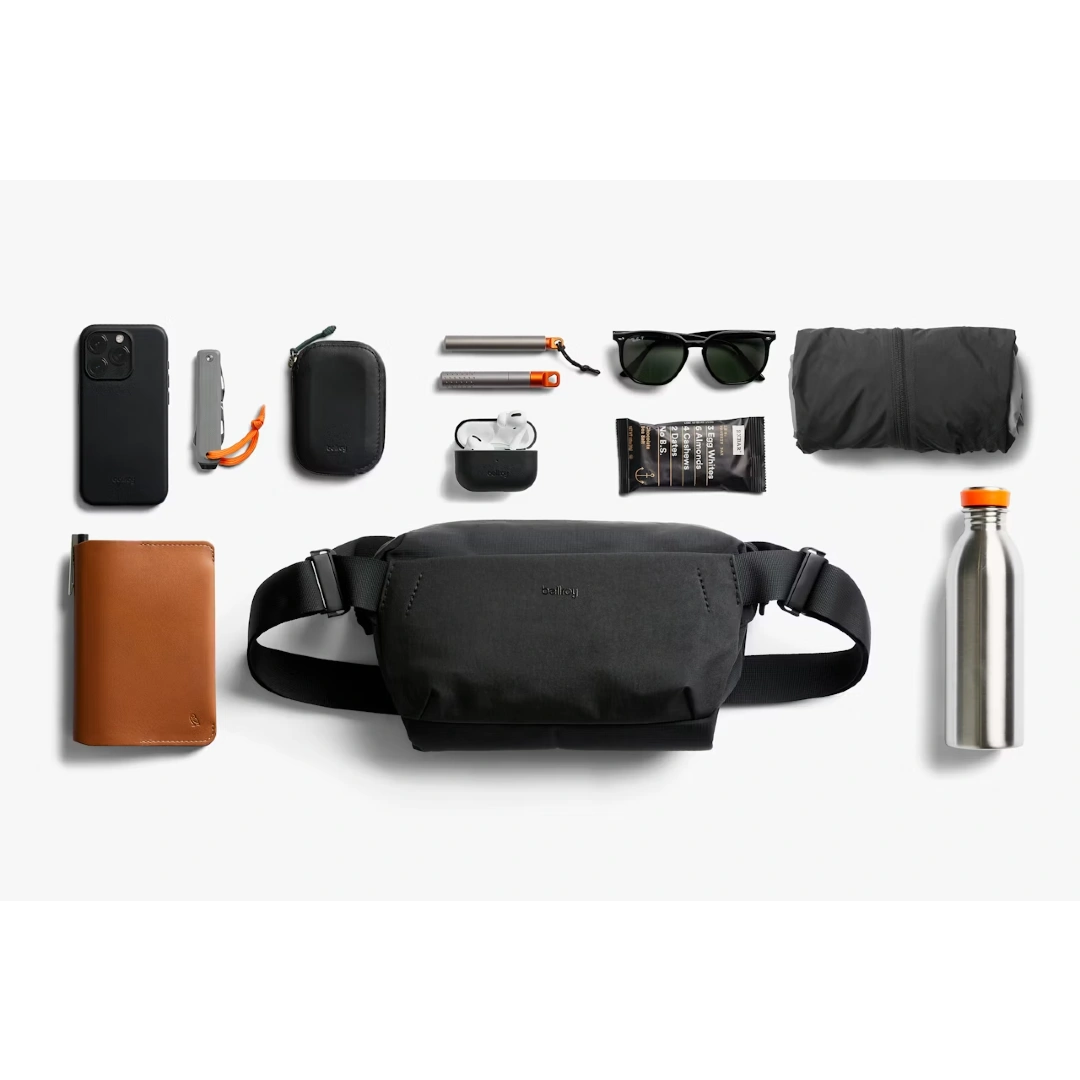 Bellroy venture sling 6 liter sort, med de ting der er plads til