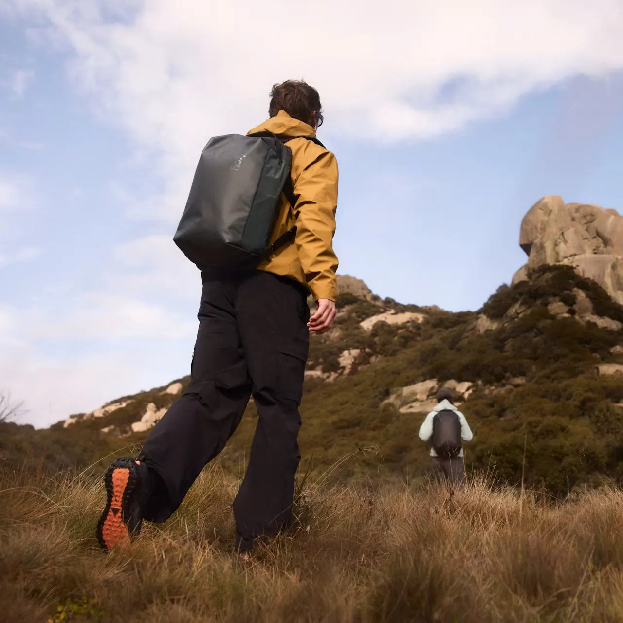 Bellroy Venture Grab Pack Sort, på tur