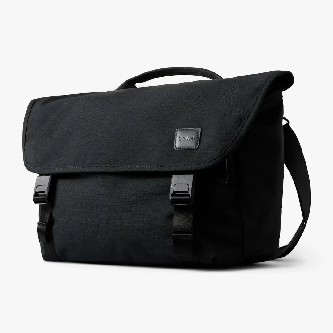 Bellroy Cinch messenger taske, sort