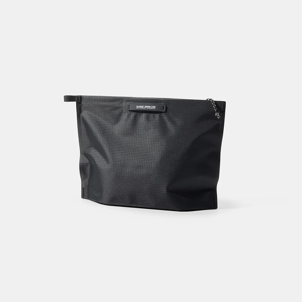 Matador Flat Zipper toilettaske, sort