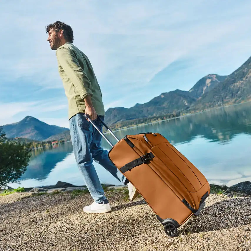 travelite briize curryfarvet i naturen